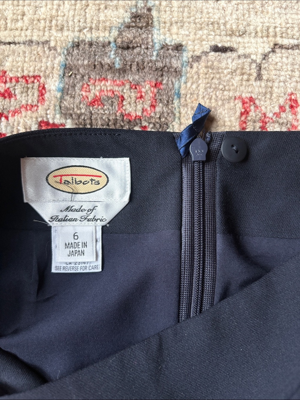 Talbots Italian Wool Navy Pencil Skirt Sz 6 - Picture 8 of 8